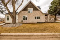Cozy, upstairs, fully remodeled 1-bedroom apartment. With AC and WiFi - 3-Star