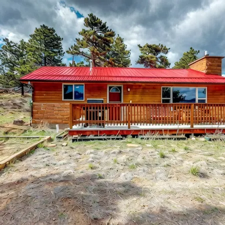 Mary's Lake Cabin   #20-NCD0129