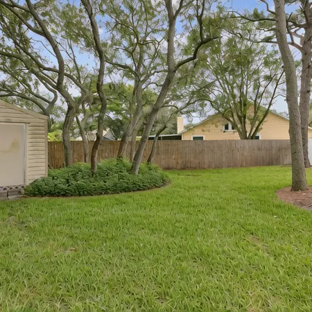 Pool & Hot Tub! Pool Bar! Bikes! 4 Min to Beach! Arcade Games! Golf Cart!!