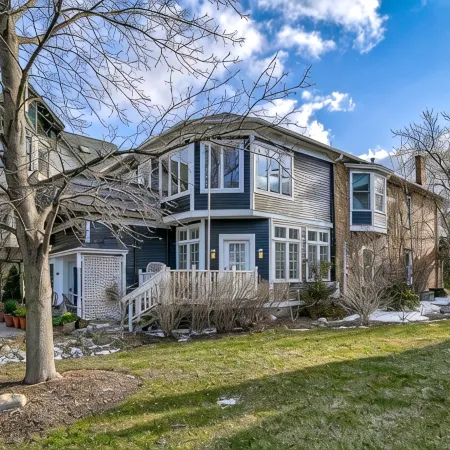 Bayfront King, Harbor View & Porch,  Location, Location!