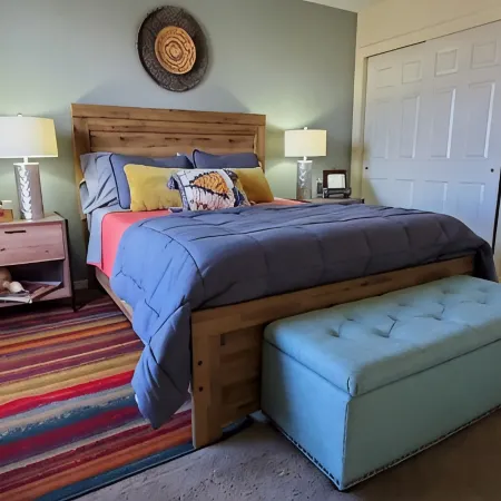 Amazing Location steps from Historic Old Town, Museums and Restaurants