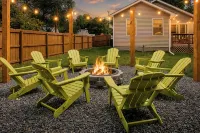 7 Min to Beach, Huge Yard, Fire Pit, BBQ, Beach Gear & Cornhole, by A Haven Away - 4 stelle