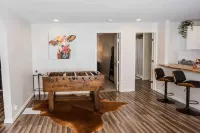 Cool, Trendy house in Dodge City! The Painted Cow - 3 stjerner