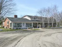 Isaiah Tubbs Resort & Conference Centre - bar