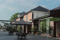 Grand Wisma Hotel - parking