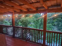Perfect Spot - Lakefront Property on Lake Douglas with Hot Tub! - 3성급