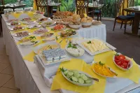 Hotel-Marks-Garni - breakfast