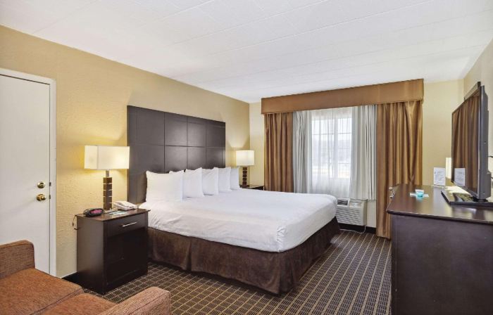 Quality Inn & Suites Morgantown - University Area