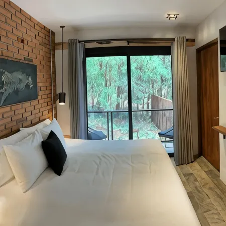 Hotel Oxú & Gampling Solo Adultos