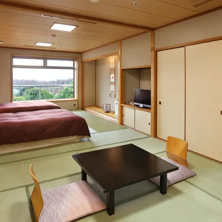 Hotel Parens Onoya