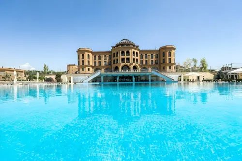 Latar Hotel Complex - spa