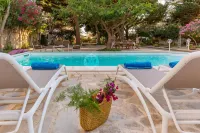 Villa for 12/14 people garden, pool, bbq, 100 meters from the sea, A / C, wi-fi - Villas