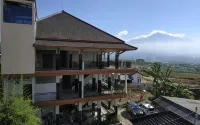 O3 Homestay - Pensions
