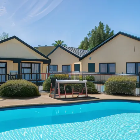 Ashleigh Court Motel
