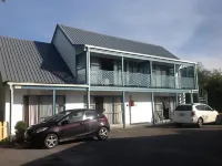 Breeze Motels Hotels in Coal Creek