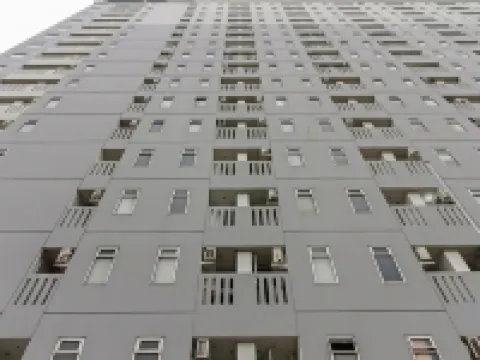 เรดดอร์ซ อพาร์ทเมนท์ แอท ดรามากา ทาวเวอร์ โรงแรมในDramaga