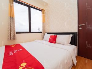 RedLiving Apartemen Tamansari Panoramic - Zal Room
