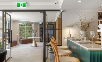 Killara Hotel & Suites