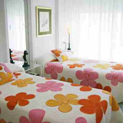 Hotel Suites Albayzin Del Mar Rooms