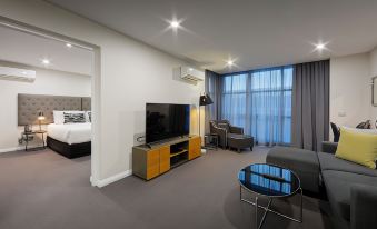 Avenue Hotel Canberra