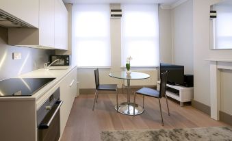 One Bed Serviced Apts Near Oxford Street Lower Ground