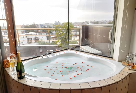 Los Tambos FundadorHotel Overview