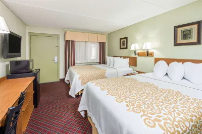 Days Inn & Suites by Wyndham Springfield on I-44 Hotels in Springfield