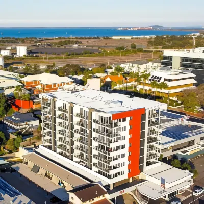 Curtis Central Apartments Official Hotels near Heron Island ferry terminal