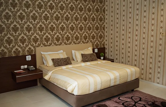 冕登穆利雅酒店