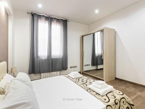 Civico 6 in Avola with 2 Bedrooms and 1 Bathrooms