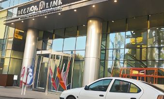 Prima Link Hotel