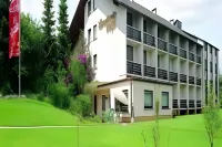 Montana Landhotel Gummersbach-Nord Các khách sạn ở Marienheide