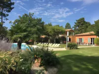 Les Sables d'Ocre & Spa Hotels in Lioux
