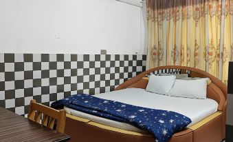 Elizz Guest House