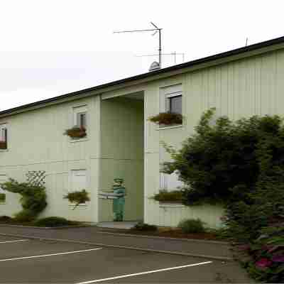 FH Confort Fasthotel le Mans Nord Hotel Exterior