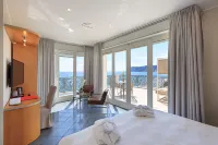 Grand Hotel Mediterranee Các khách sạn gần Stadio Comunale di Alassio Sandro Ferrando