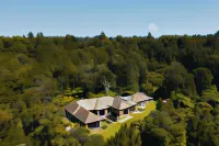 Treetops Lodge & Estate Hotels in Horohoro