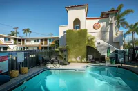 Crown City Inn Coronado - Yüzme Havuzu