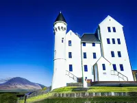 Iveragh Heights Hotels near Charlie Chaplin Statue