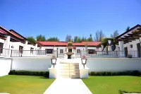 Homestead Villas فنادق في بيلفيل