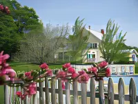 Inn at Buck Hollow Farm Hotels in Cambridge
