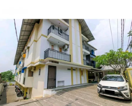 G357 Near Margo City Hotels in Depok
