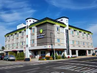 The Atrium Hotel - SFO Airport Free! - Shuttle Bus - Parking - Wifi Hotels in San Bruno