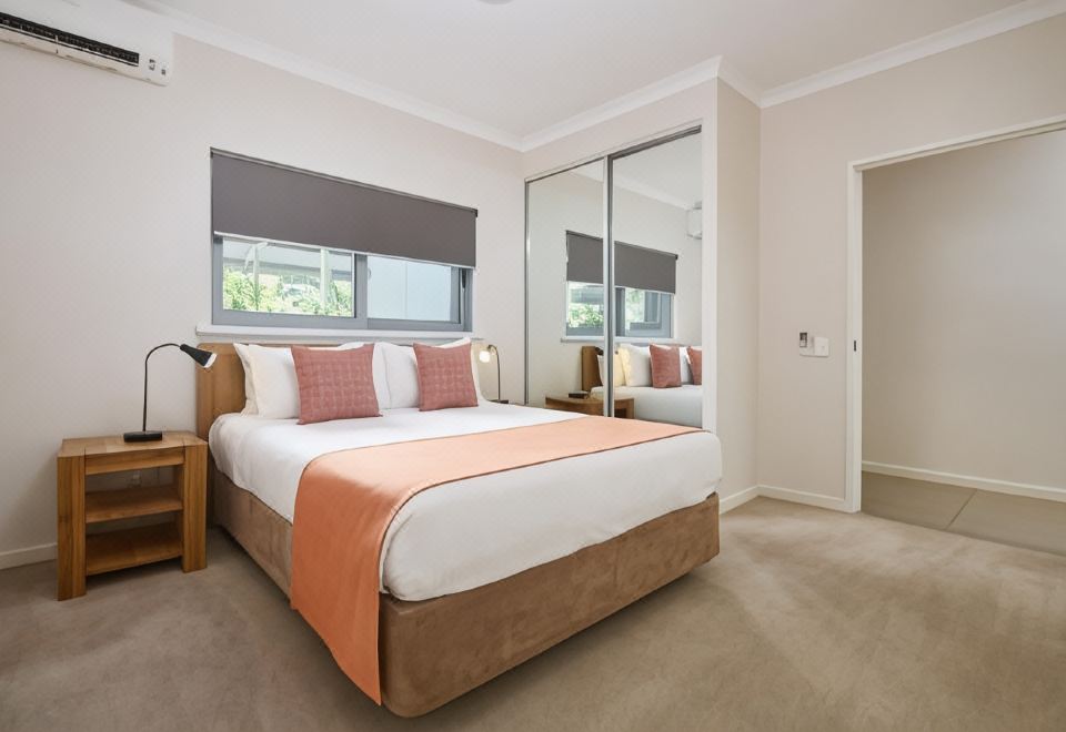 에어포트 아파트먼트 건물 외관