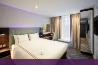 Premier Inn Köln City Centre Hotel