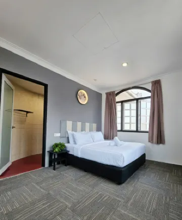 月騎士的Luna酒店 丹絨道光酒店