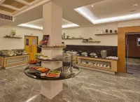 Grand Continent Mahabalipuram A Sarovar Premiere Affiliate Hotel - breakfast