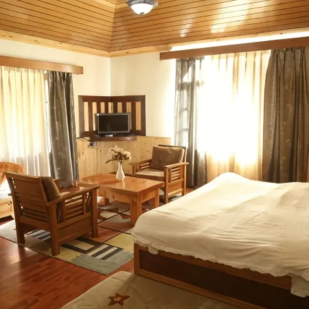 Hotel Mountain Trail Manali