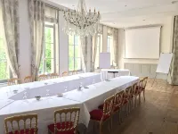 Chateau d'Aubry فنادق في Rouvignies