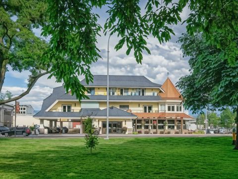 Prestige Beach House, BW Premier Collection